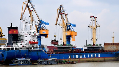 Doanh nghiệp vận tải biển vẫn còn nhiều khó khăn