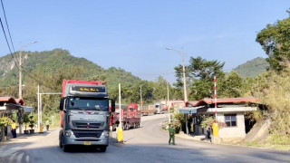 Cửa khẩu Tân Thanh thực hiện vận chuyển hàng hóa 2 chiều, doanh nghiệp hưởng lợi