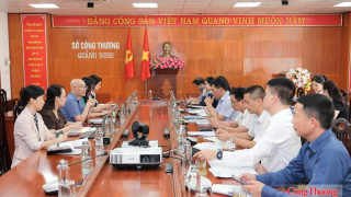 Cục Xuất nhập khẩu làm việc với Quảng Ninh về phát triển dịch vụ logistics