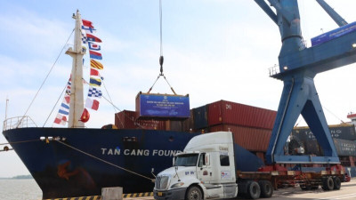 Quy định mới về quản lý, bảo đảm an ninh, trật tự tại cửa khẩu cảng