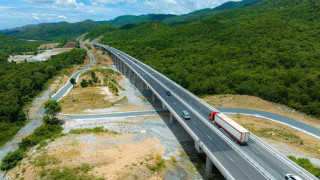 Đề xuất xây 64km cao tốc Đức Hòa-Mỹ An sử dụng toàn bộ cầu cạn