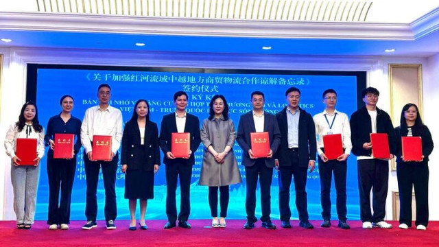 Thiết lập cơ chế hợp tác thương mại - logistics lưu vực sông Hồng