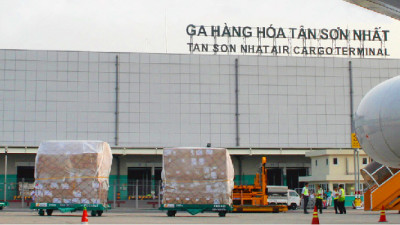 Thông báo yêu cầu đến nhận hàng tại kho hàng không