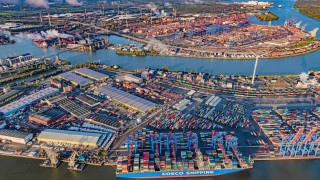 Sản lượng hàng hóa qua cảng Hamburg (Đức) tăng trong quý 1/2024, bất chấp khó khăn trên Biển Đỏ