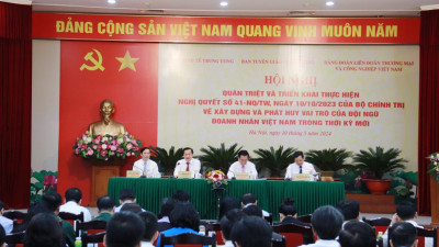 Toàn văn Nghị quyết số 41-NQ/TW về phát huy vai trò đội ngũ doanh nhân trong tình hình mới